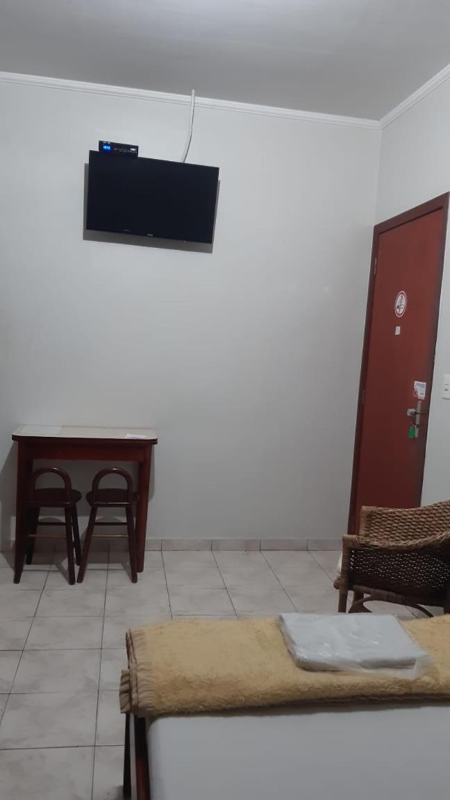 Apeninos Suites Basicas — Fotos 3